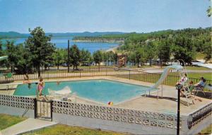 Lampe Missouri Little Indian Resort Pool View Vintage Postcard K55550 