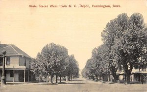 Farmington Iowa State Street from KC Depot Vintage Postcard AA7500