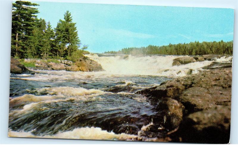 *Curtain Falls Minnesota Canadian Border Crooked Iron Lake Vintage Postcard C75