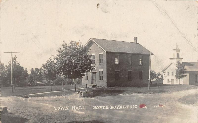 F64/ North Royalton Ohio RPPC Postcard c1910 Town Hall Building