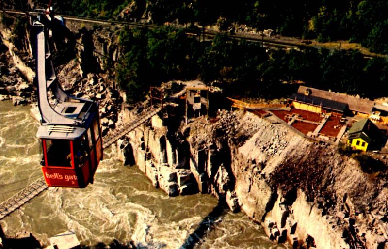 Canada - BC, Fraser Canyon. Hell's Gate  (Aerial Lift)