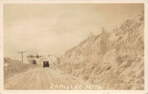 J25/ Cadillac Michigan RPPC Postcard c1929 Blizzard Road Snow  211