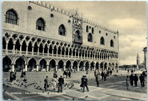 M-23950 The Ducal Palace and the isle of St George Venice Italy