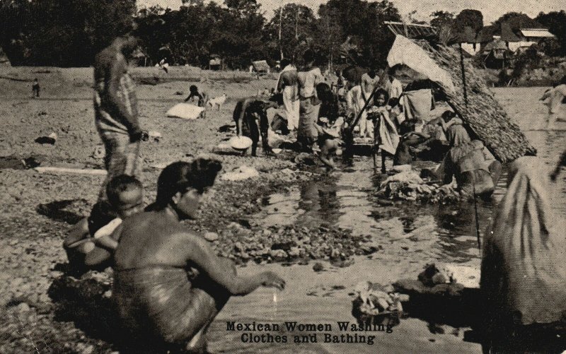 Vintage Postcard 1910's Mexican Women Washing  Clothes and Bathing Mexico MX