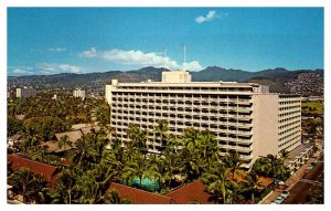 Postcard HOTEL SCENE Waikiki Beach Hawaii HI AU5799