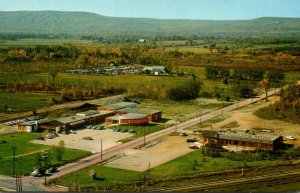 Canada Ontario Collingwood The Blue Mountain Pottery and Gateway Restaurant a...