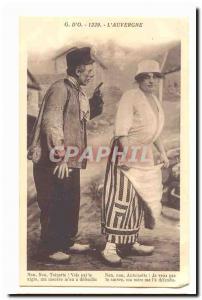 L & # 39auvergne Old Postcard No no Toinette Steals sour pai te (couple)