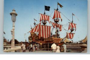 DISNEYLAND Disney Pirate Ship Amusement Park Old PC