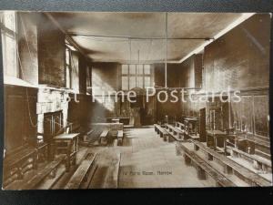 London Middlesex HARROW SCHOOL - lV Form Room - Harrow on the Hill c1913 RP PC