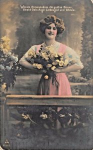 BEAUTIFUL YOUNG WOMAN-COLORFUL DRESS & FLOWERS~1910 GERMAN PHOTO POSTCARD