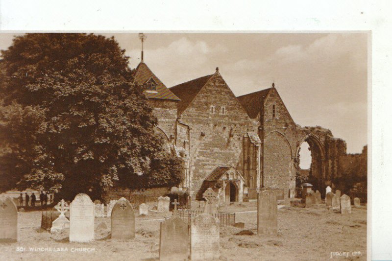 Sussex Postcard - Winchelsea Church - Ref 13578A