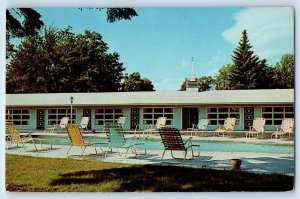 c1960 Schroon Lake New York NY Postcard Davis Motel Housekeeping Cottages Motel