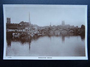 Worcestershire WORCESTER BRIDGE - Old RP Postcard by Kingsway