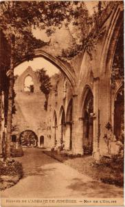 CPA Ruines de l'Abbaye de JUMIEGES-Nef de l'Église (269805)