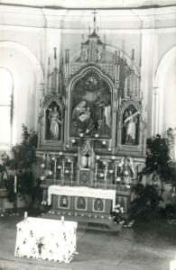 Hungary Church interior to identify altar photo