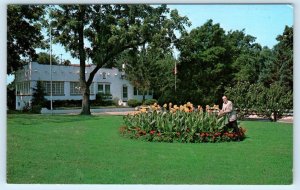 MANTUA, New Jersey NJ ~ Residence WILLIAM HANGSTERFER Estate Garden  Postcard