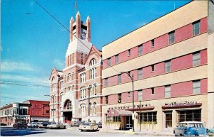 Oskaloosa, IA Iowa  DOWNING HOTEL~MAHASKA COUNTY COURT HOUSE 50's Cars  Postcard