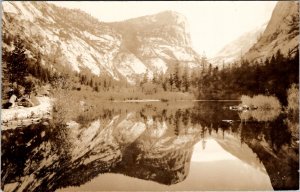 California Valley of Yosemite National Park Beautiful Mirror Lake Postcard Z24