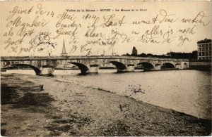 CPA Givet La Meuse et le Pont (992772)