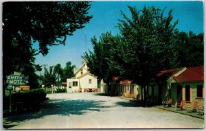 Jacksonville Illinois ILL, 1959 Smith's Motel Building, Road, Driveway, Postcard