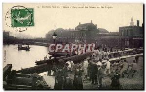 Postcard Old School 3rd bridge engineering loading boats on the drays Army Arras