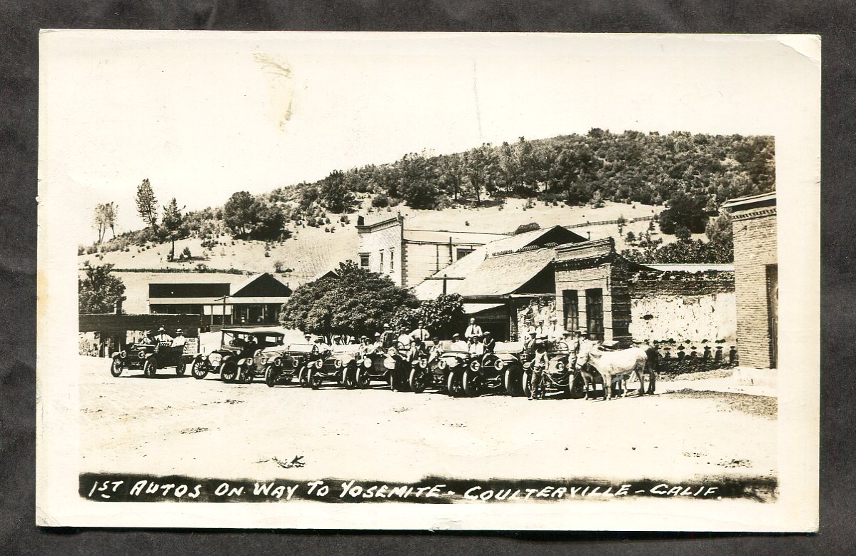 dc154 COULTERVILLE Ca 1955 Autos on Way to Yosemite Real Photo