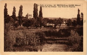 CPA NEUVILLE-sur-SAONE - Vue sur les Coteaux - Les Trous de Fleurien (639837)