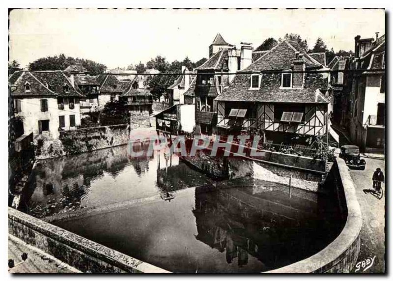 Postcard Modern Salies de Bearn Bridge Moon and old houses