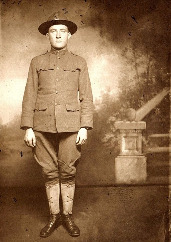 c1917 WWI U.S. ARMY SOLDIER REAL PHOTO RPPC CYKO POSTCARD P686