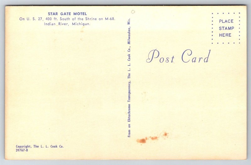 Star Gate Motel Indian River MI C1950's Postcard C18