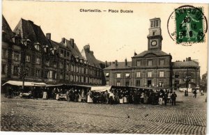 CPA CHARLEVILLE - Place Ducale (225025)