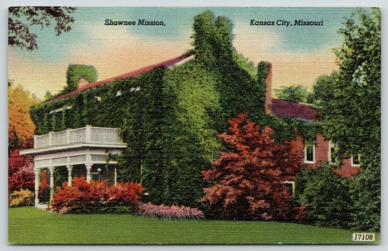 Kansas City MO~Smothered in Ivy Shawnee Mission~Balcony on Porch~1940s Linen 
