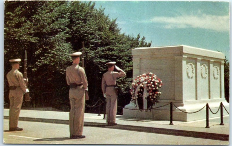 Tomb of the Unknown Soldier in Arlington Cemetery - Arlington, Virginia