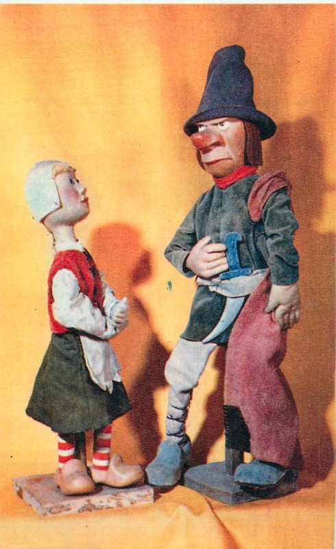 Set of 12 postcards theater puppets of the world Russia 1968