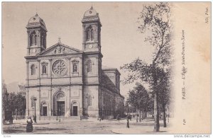 PARIS , France , 00-10s ; L'Eglise Saint-Francois-Xavier