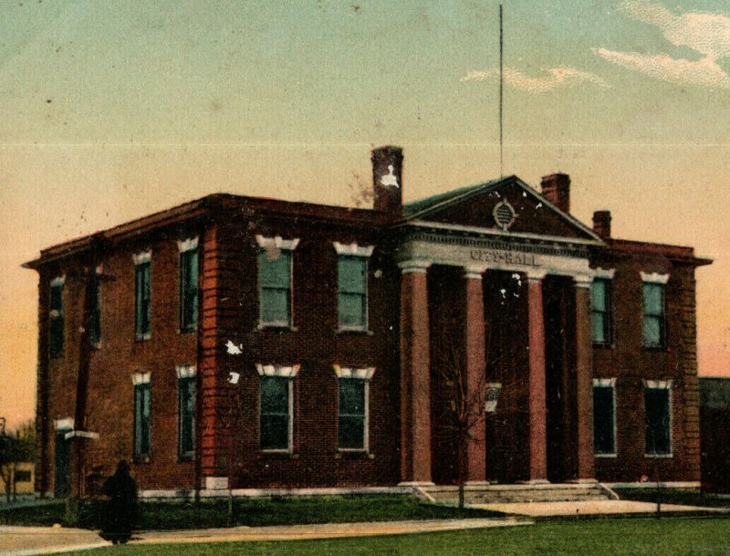 Great Bend Kans. Kansas City Hall Vintage Standard View Postcard 