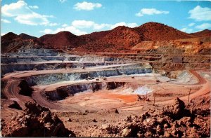 Lavender Open Pit Copper Mine Hwy 80 Bisbee Lowell AZ Arizona Postcard UNP VTG 