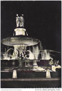 France Aix-En-Provence Grande Fontaine sur la Rotonde la nuit