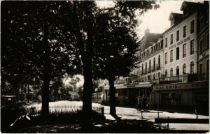 CPA BAGNERES-de-BIGORRE - Promenade des Coustous (110383)