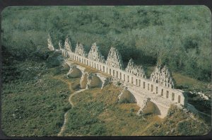 Mexico Postcard - Remnants of The Dove-Cotes Temple at Uxmal  DR342