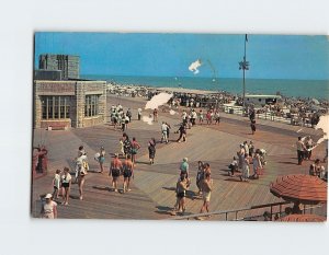 Postcard Central Mall, Jones Beach, Long Island, New York 