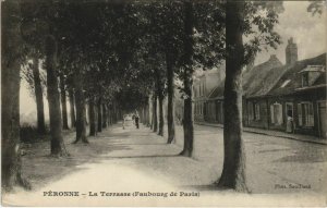 CPA PÉRONNE La Terrasse Faubourg de Paris (807810)