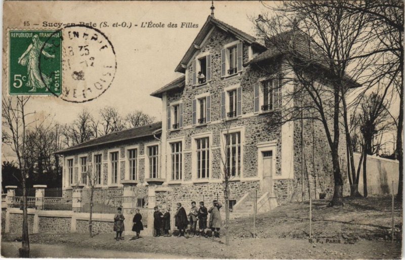 CPA SUCY-en-BRIE - L'École des Filles (44502)