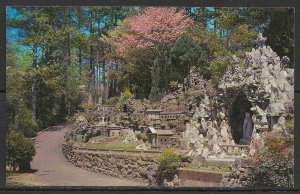 Alabama, Cullman - Ave Maria Grotto - [AL-041]