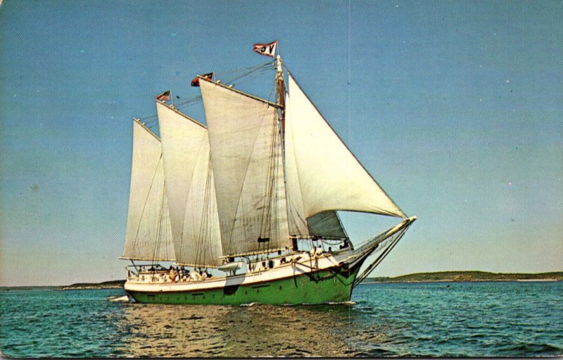 Ships Schooner Victory Chimes