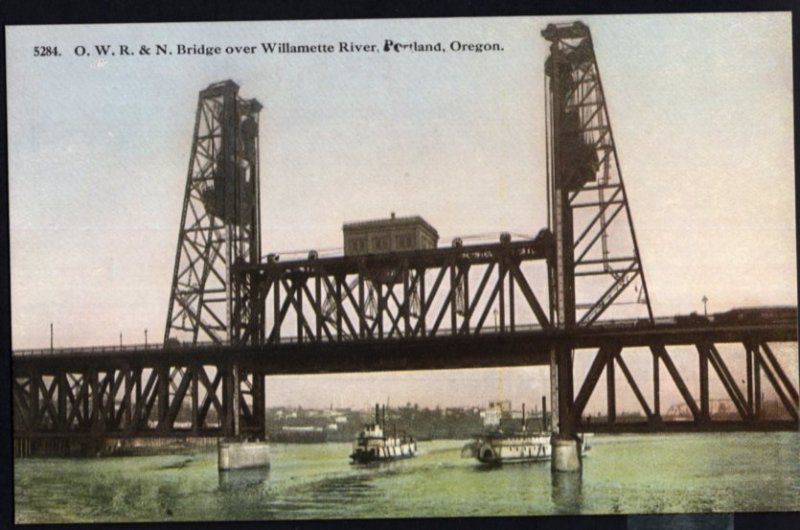 Oregon PORTLAND O.W.R.& N. Bridge over Willamette River - Divided Back