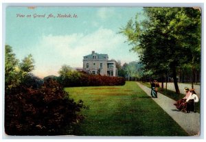 c1950's View On Grand Avenue Visitors Building Ground Keokuk Iowa IA Postcard