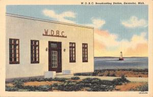 Escanaba Michigan WDBC Broadcasting Station Linen Antique Postcard J48543