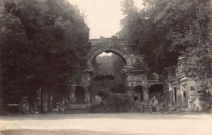 B098 Austria 1926 Vienna Wien Schoenbrunn Roemische Ruine vintage postcard