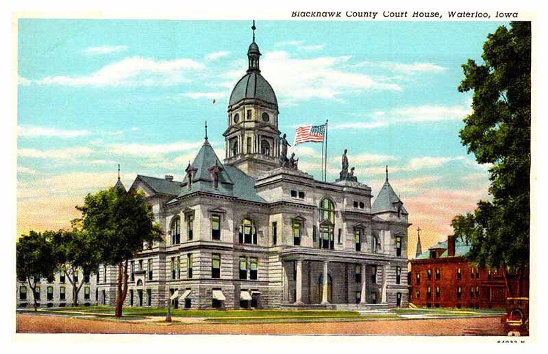 Postcard COURT HOUSE SCENE Waterloo Iowa IA AP4735